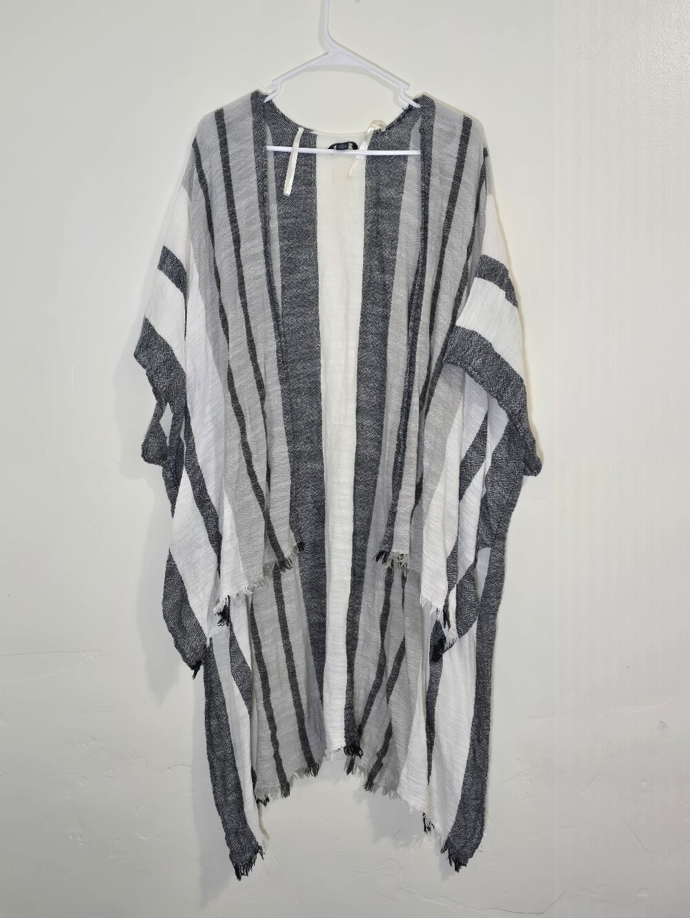 American Eagle Gauzy Pashmina Shawl Wrap Top One Size Gray Stripe Fringe Boho